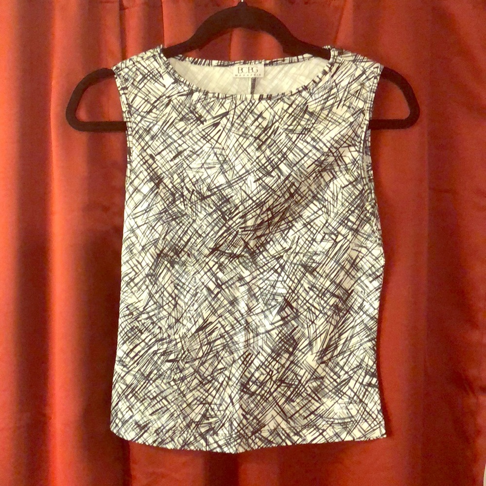 Artsy BCBG black and white blouse
